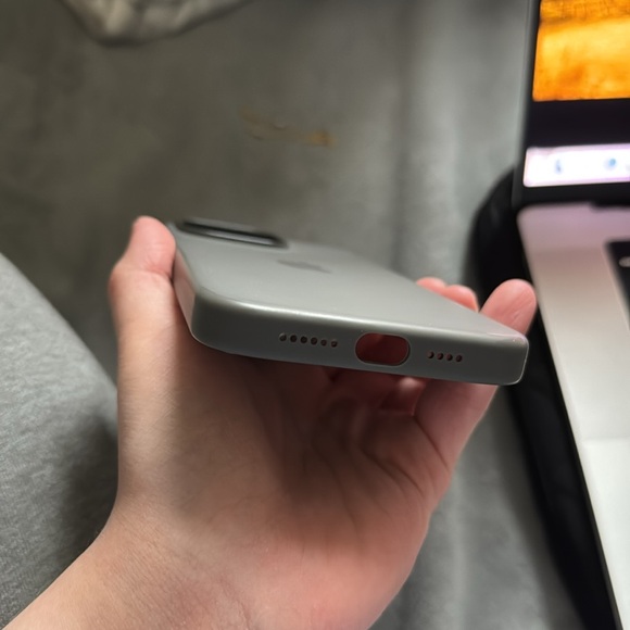 APPLE MAGSAFE SILICONE IPHONE 15 PRO MAX CASE - Picture 6 of 10